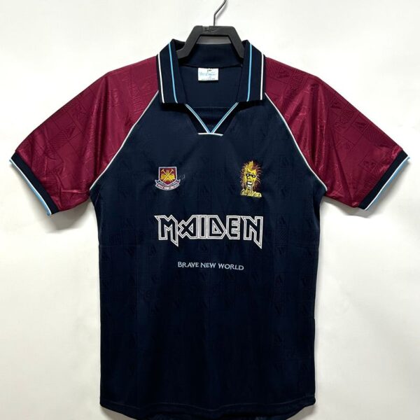 Retro West Ham United 1999 home game