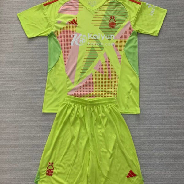 Kid Size Nottingham Forest green Goalkeeper
