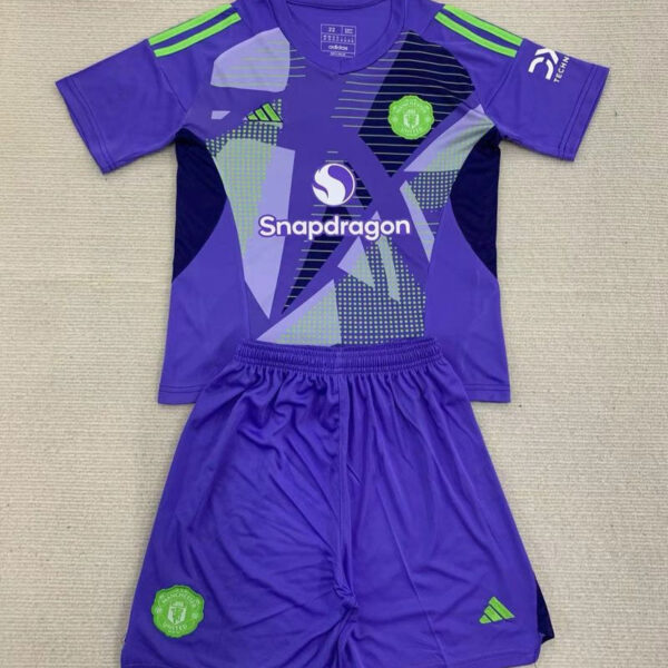 Kid Size Manchester United purple Goalkeeper