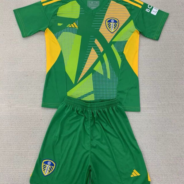 Kid Size Leeds United green Goalkeeper