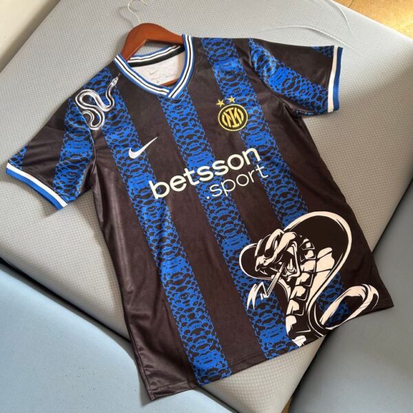 Inter Milano special edition snake