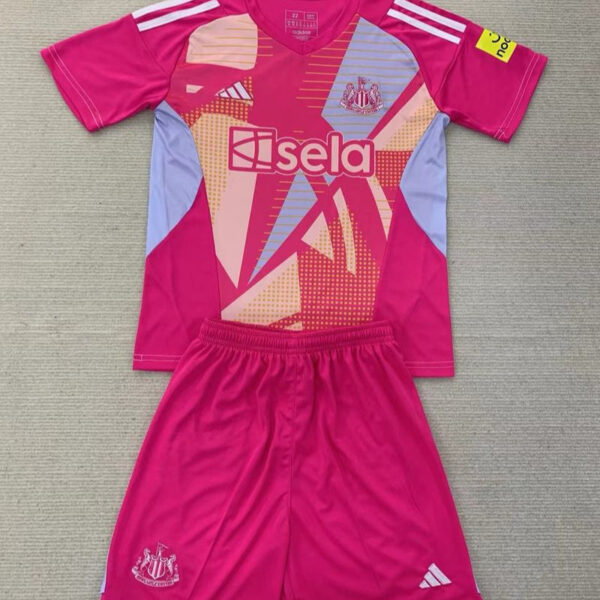 Kid Size Newcastle United pink Goalkeeper