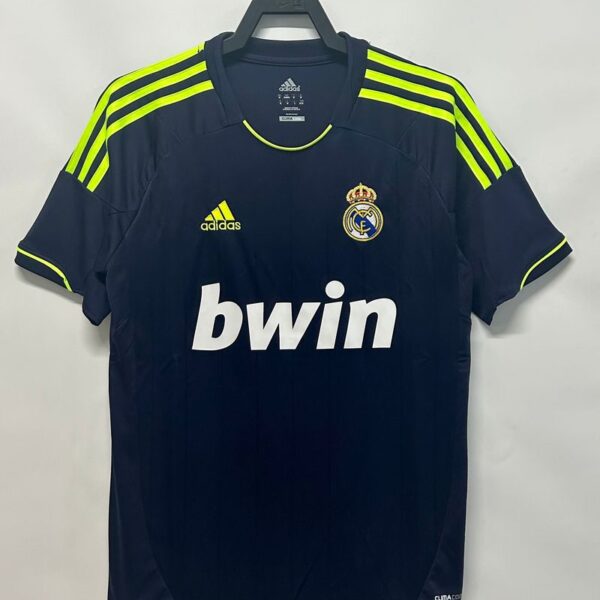Retro Real Madrid 2012-2013 away game