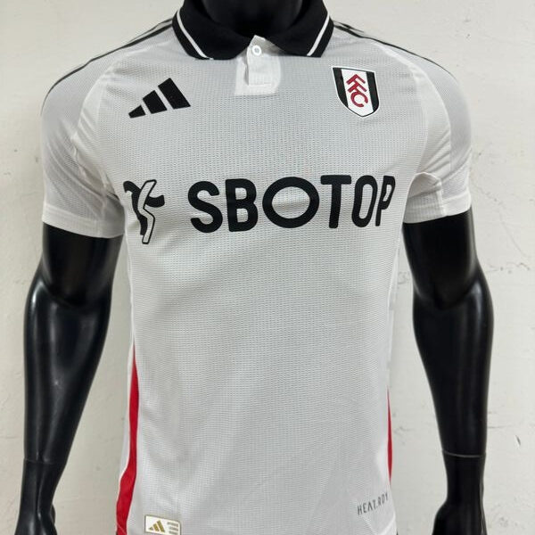 Fulham FC 2024-2025 home game player