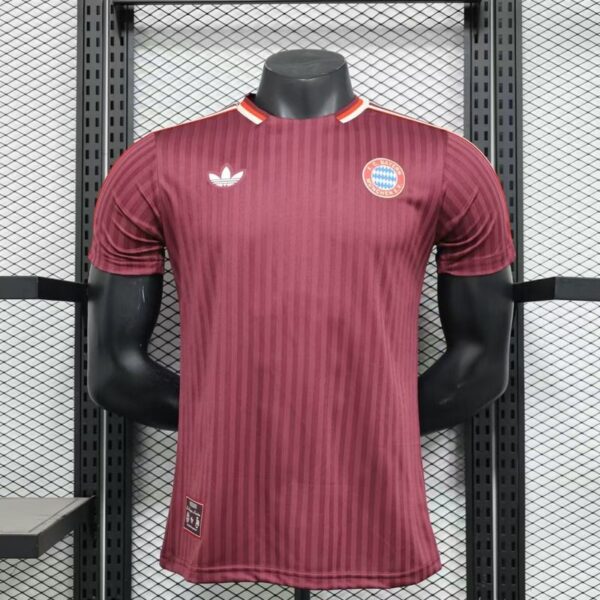 Bayern München 2025-2026 125th Anniversary player