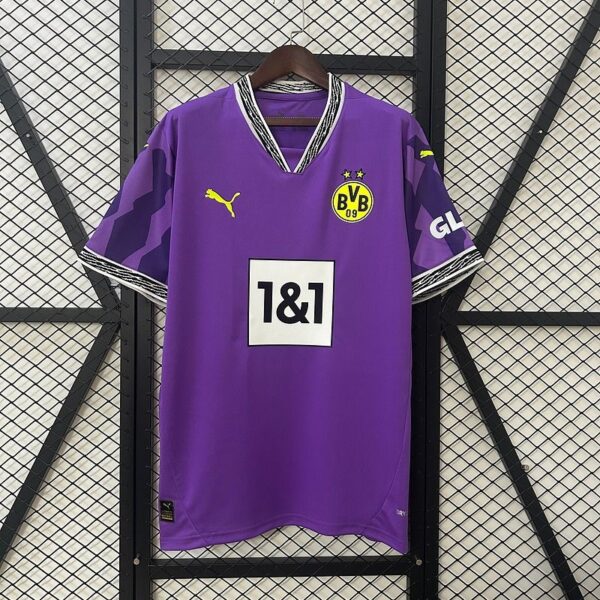 BVB Dortmund 2024-2025 goalkeeper