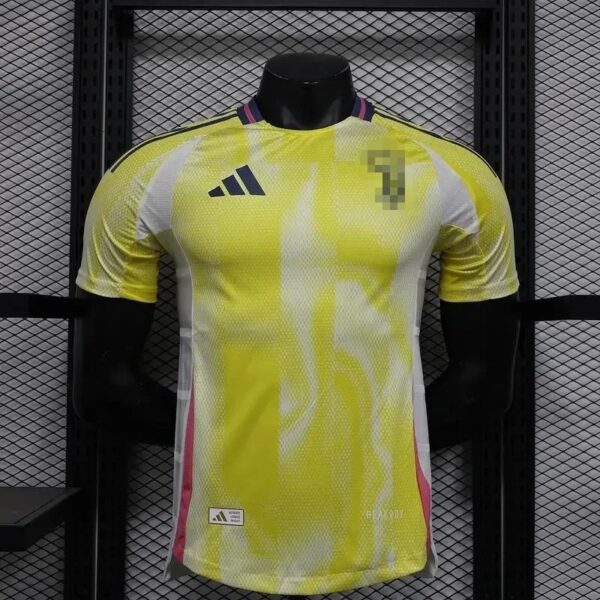 Juventus 2024-2025 away player