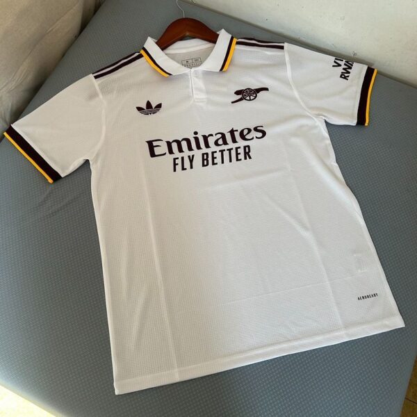 Arsenal FC 2025-2026 away