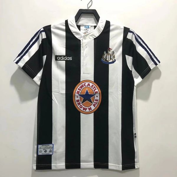 Retro Newcastle United 1995-1997 home game