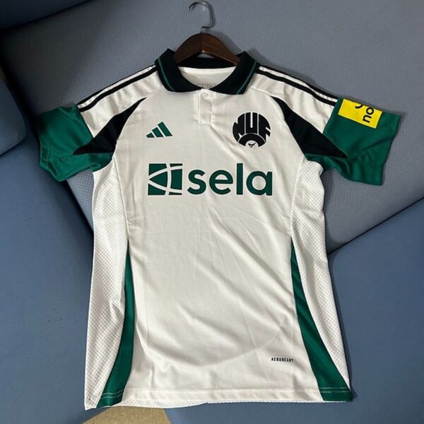 Newcastle United 2025-2026 second away