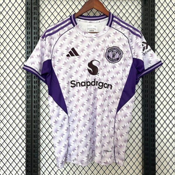 Manchester United 2025-2026 away