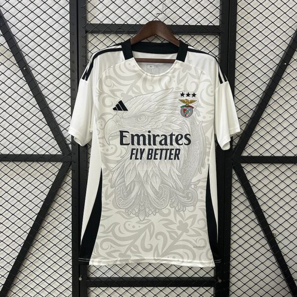 SL Benfica 2025-2026 training jersey