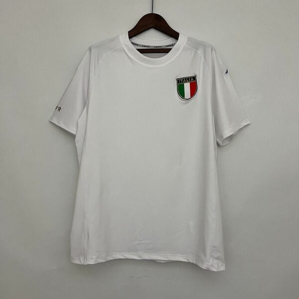 Retro Italy national 2000 away game
