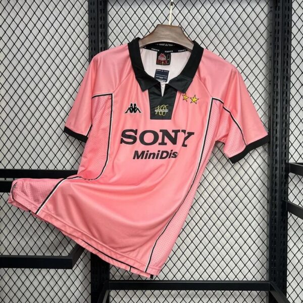 Retro Juventus 1997-1998 away