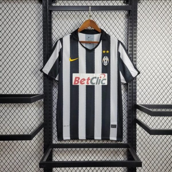 Retro Juventus 2010-2011 home