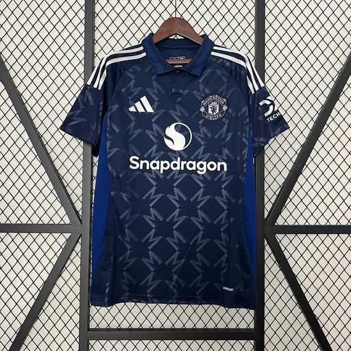 Manchester United 2024-2025 away game