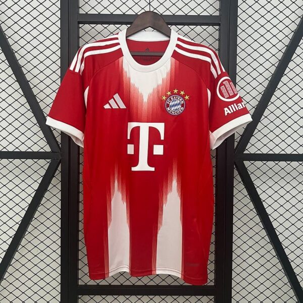 Bayern München 2025-2026 home