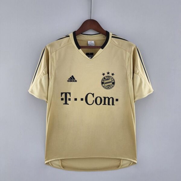 Retro Bayern München 2003-2004 away game